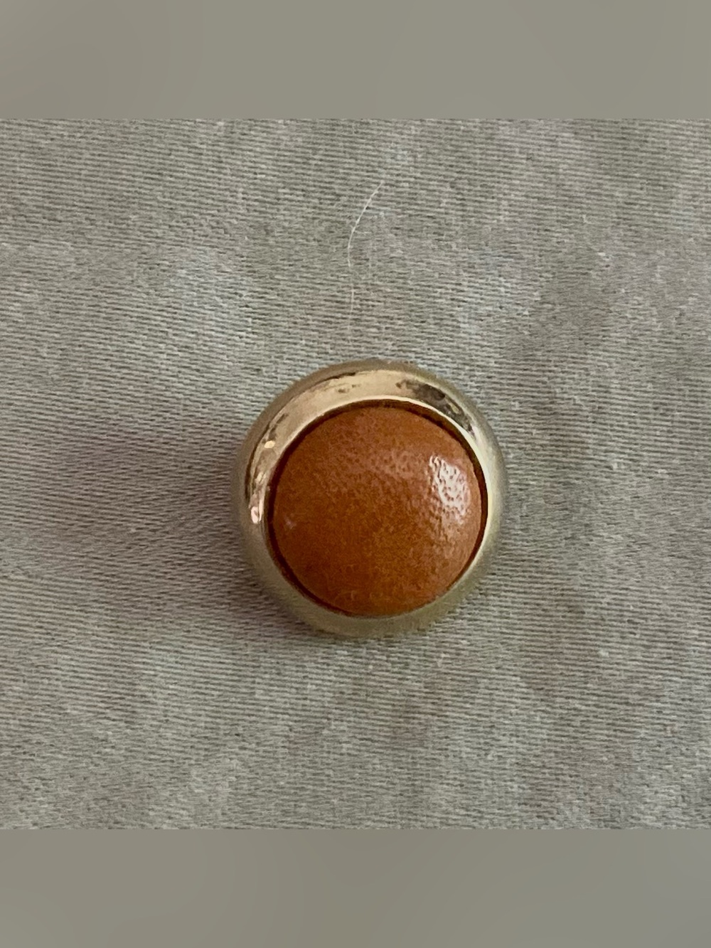 Vintage Bezel Set Leather Gold Tone Round Tie Tack